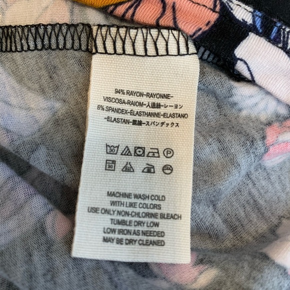 NWT Free People Keepin’ On T-Shirt - Picture 8 of 8